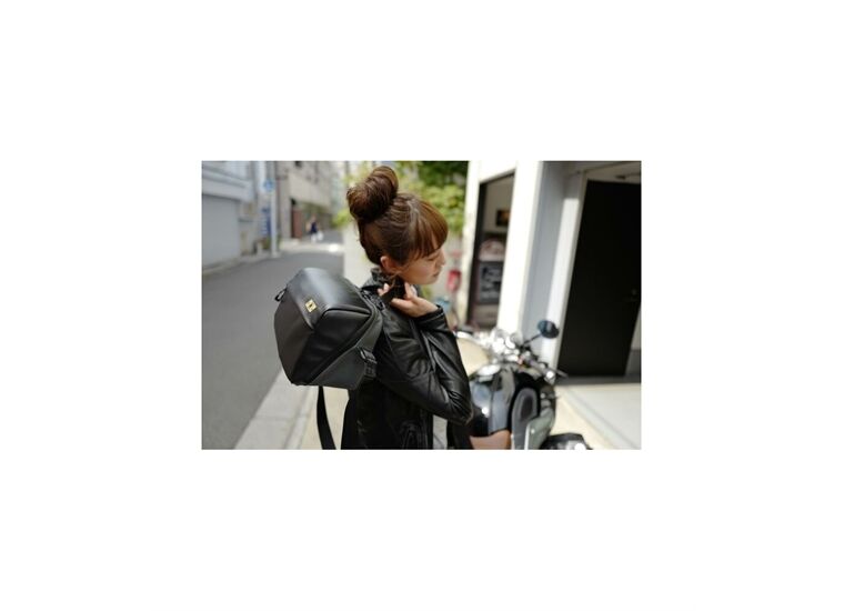 Artisan & Artist ACAM-BS0003 Basalt Sling Bag