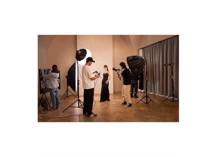 ZHIYUN MOLUS G200 BLACK