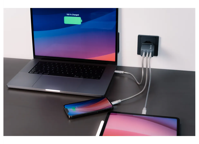 Verbatim GaN 3 Port Charger 65W