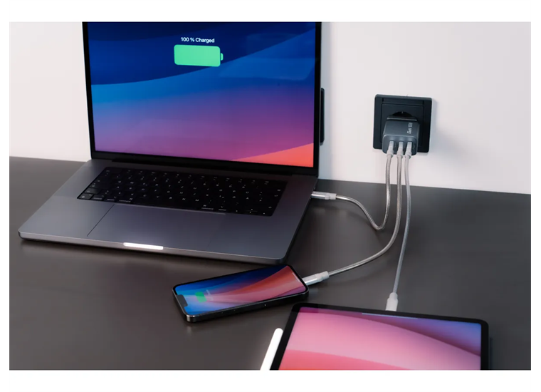 Verbatim GaN 3 Port Charger 65W