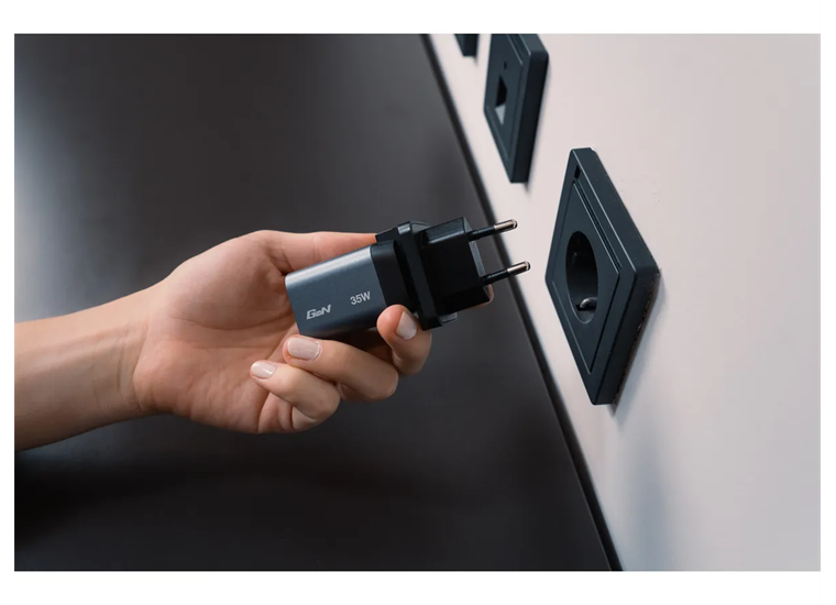 Verbatim GaN 2 Port Charger 35W