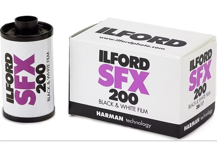 Ilford SFX 200 S/W 135/36