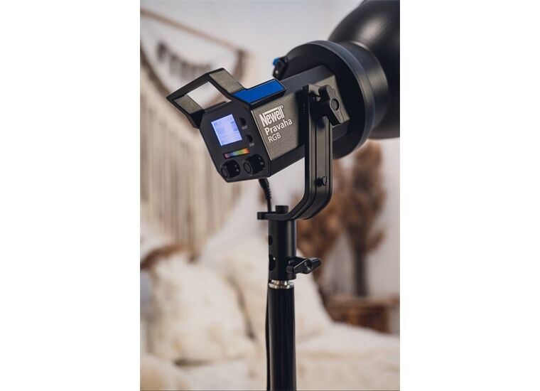 Newell LED LEUCHTE RGB PRAVAHA