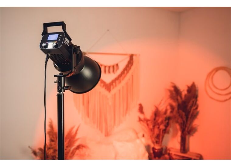 Newell LED LEUCHTE RGB PRAVAHA