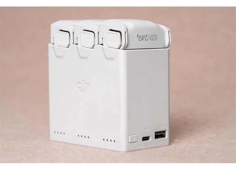 DJI Mini 4 Pro Fly More Combo (RC2) gebraucht