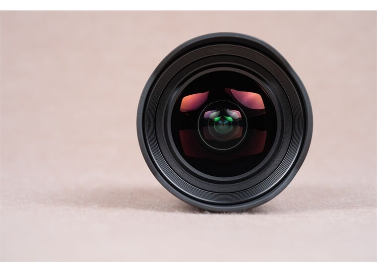 Sony SEL1224F4G Weitwinkelzoom gebraucht