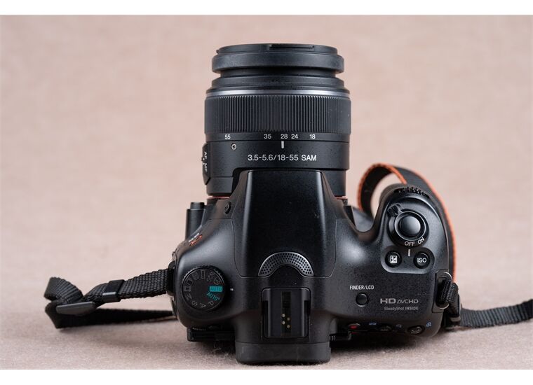 Occasion Sony Alpha 65V mit SAL18-55mm