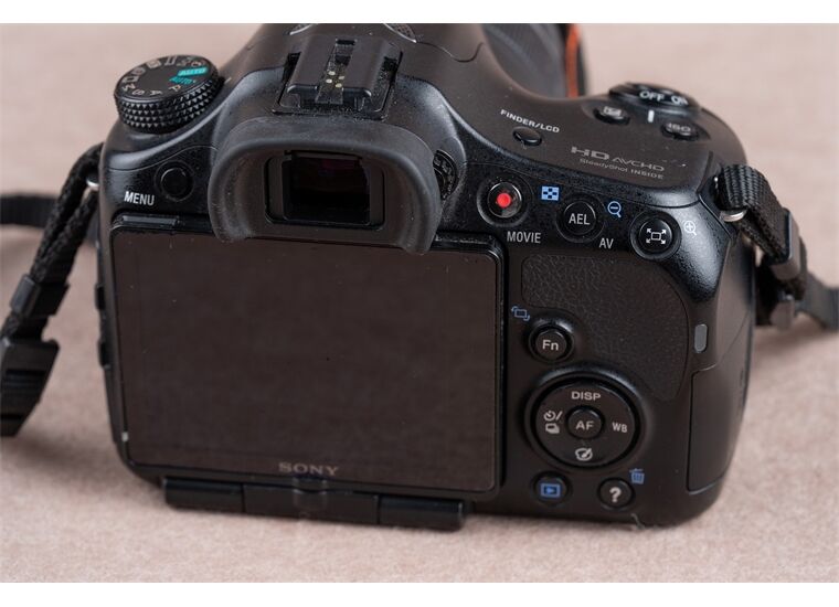 Occasion Sony Alpha 65V mit SAL18-55mm