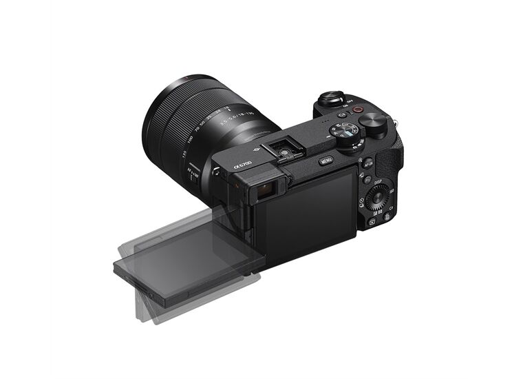 Sony ILCE-6700MB mit SEL18-135mm