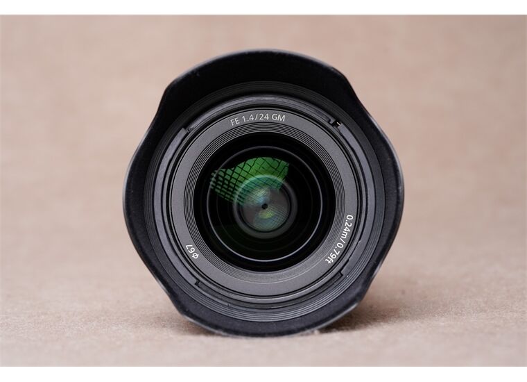 Occasion Sony SEL24F14GM