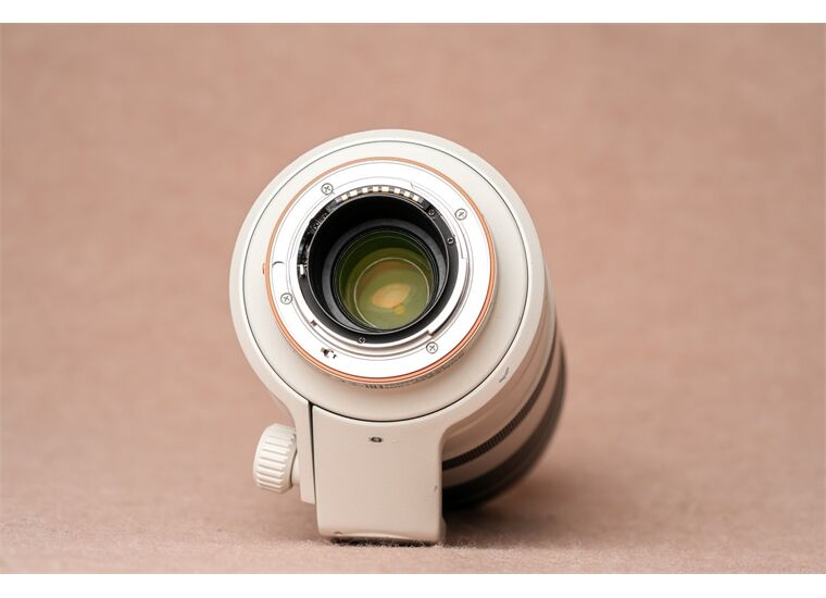 Occasion Sony SAL70400F4G2 mit LA-EA3 Adapter