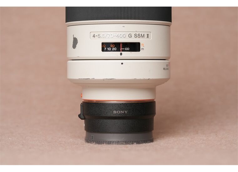 Occasion Sony SAL70400F4G2 mit LA-EA3 Adapter