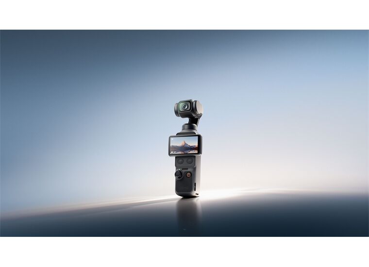 DJI Osmo Pocket 4 Creator Combo