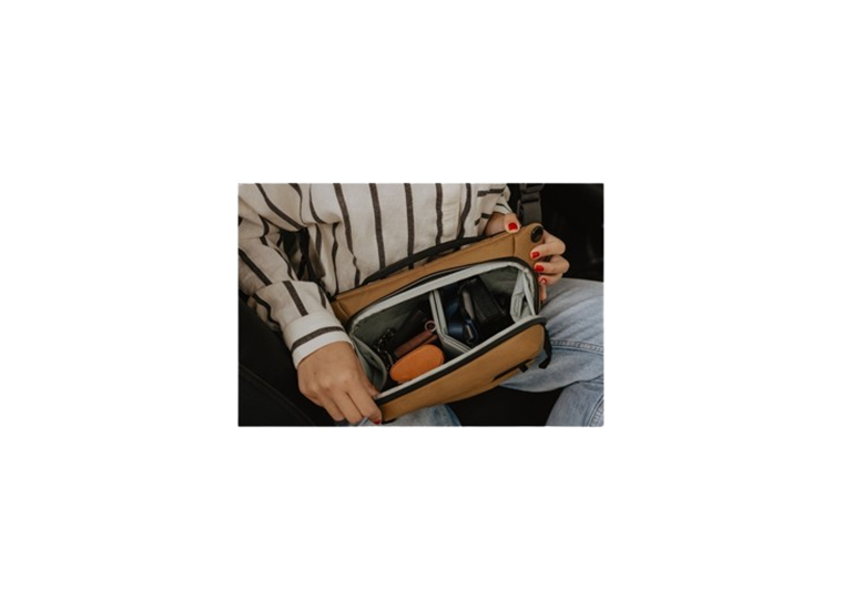 Peak Design Everyday Sling 3L v2